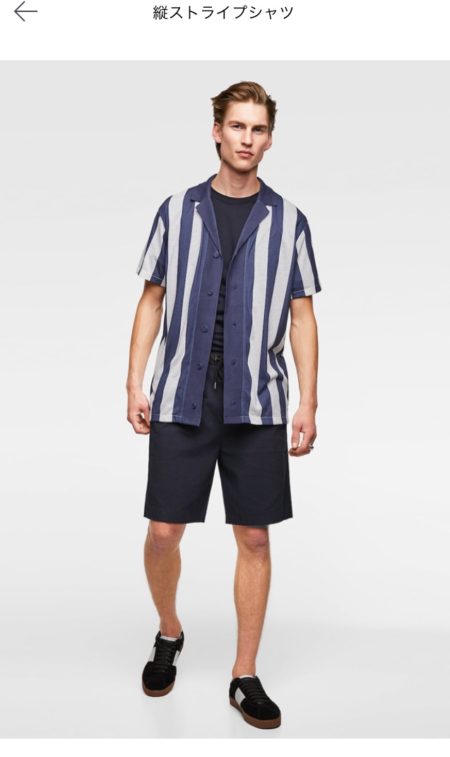 縦ストライプシャツ