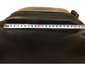 前部ポケットサイズ横