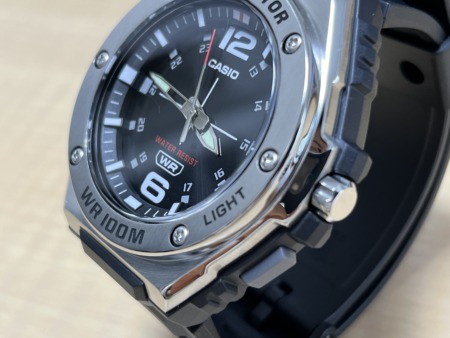 MWA-100H-1A斜め①