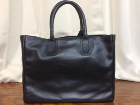 クロスビー裏面