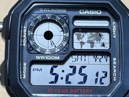 AE-1200WH-1A正面アップ